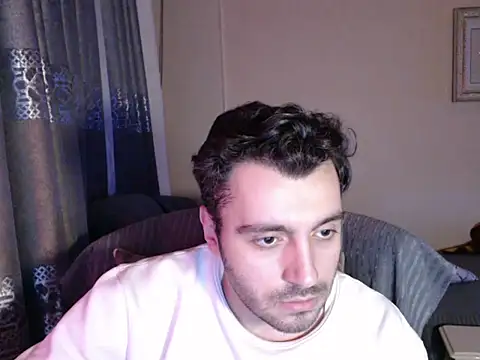 Snapshot of handsomeee04 chatting on 01.08.26 handsomeee04 online show from 01.08.26