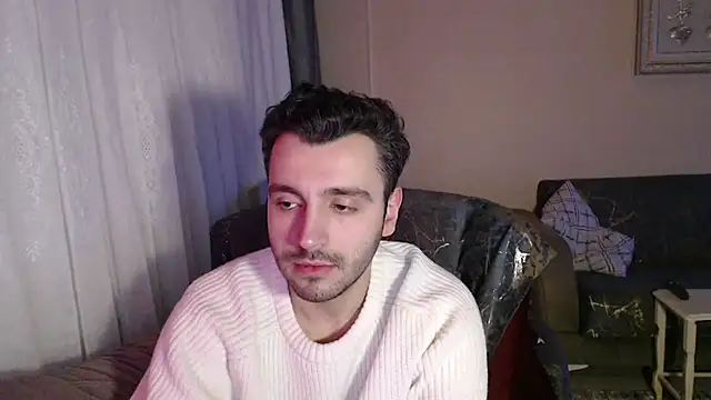 Snapshot of handsomeee04 chatting on 02.01.26 handsomeee04 online show from 02.01.26