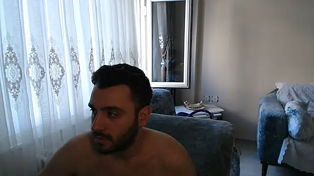 Snapshot of handsomeee04 chatting on 06.23.26 handsomeee04 online show from 06.23.26