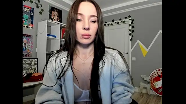 Snapshot of One_of_the_girls chatting on 02.22.25 One of the girls online show from 02.22.25