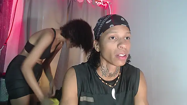 Snapshot of Willy_and_frozen chatting on 12.23.24 Willy and frozen online show from 12.23.24