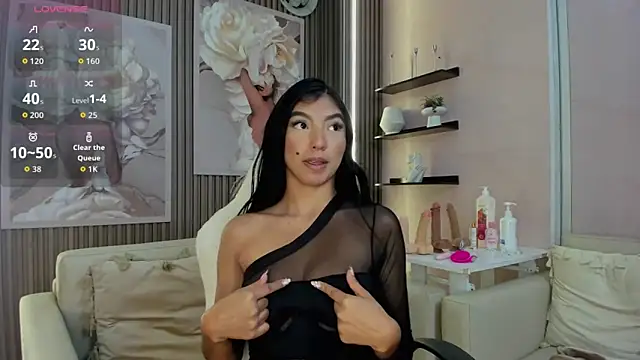 Daphne Fox  online show from 04.22.26