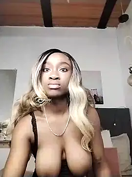 nikkystorm1  online show from 03.04.25