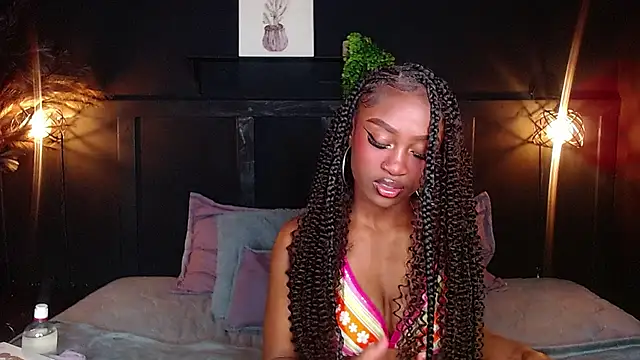 nikkystorm1  online show from 11.19.25