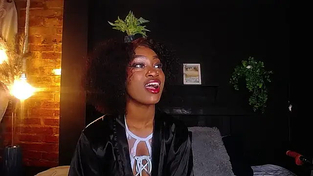 nikkystorm1  online show from 04.18.26