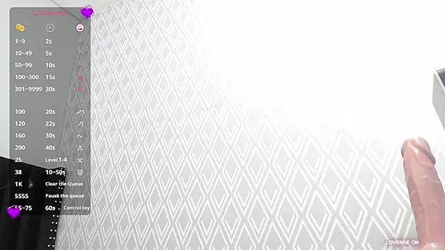 Snapshot of MommyHelpsmee chatting on 03.11.25 MommyHelpsmee online show from 03.11.25