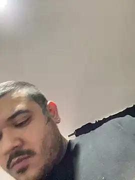 El Titan1998 online show from 02.24.25