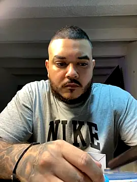 El Titan1998 online show from 09.24.25