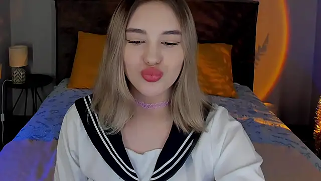 Snapshot of AngelicaKleee chatting on 01.22.25 AngelicaKleee online show from 01.22.25