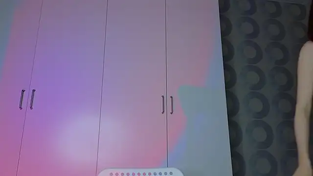 Snapshot of Cuteroxyfoxy chatting on 01.07.25 Cuteroxyfoxy online show from 01.07.25