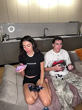 Alexiaa2006 online show from 02.05.26