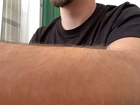 Snapshot of couplehot992 chatting on 01.14.25 couplehot992 online show from 01.14.25