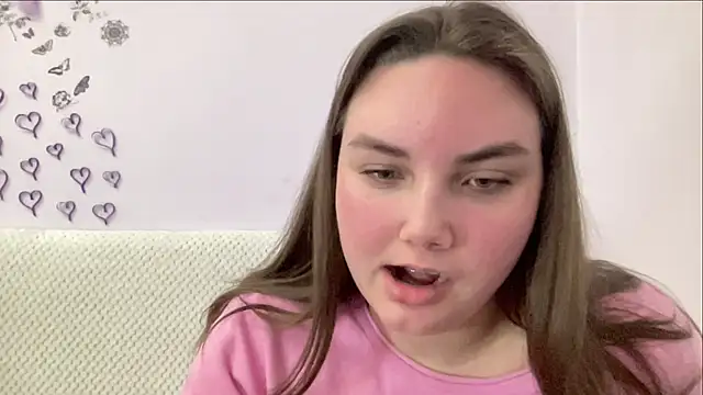 Dreamyblushfairy online show from 02.06.25