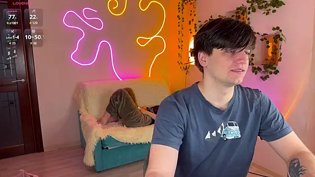 RobertAndLinela online show from 10.07.25