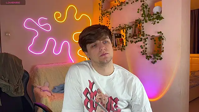 RobertAndLinela online show from 10.12.25