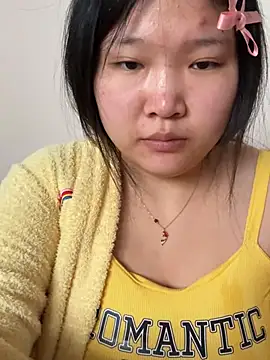 Snapshot of Happyou2 chatting on 03.15.25 Happyou2 online show from 03.15.25