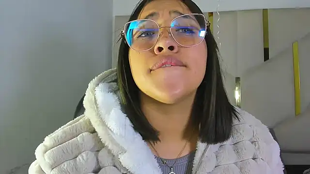 IsabellRodriguez18 online show from 02.02.26