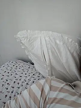 playboyz77 online show from 10.12.25