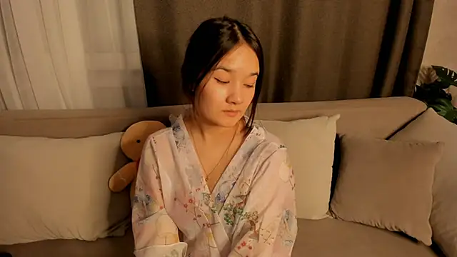 Maekko online show from 03.15.26