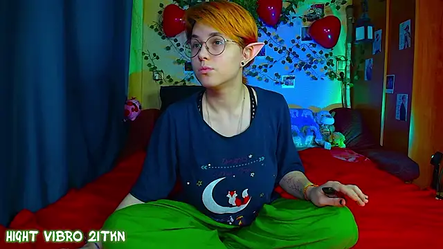 TrickyKitsune online show from 03.02.26