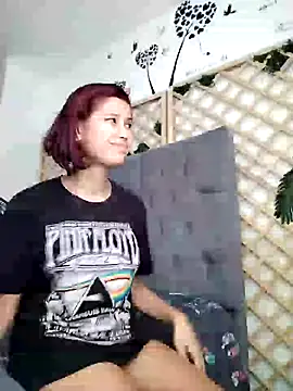 Snapshot of Mia_WAll chatting on 01.06.25 Mia WAll online show from 01.06.25