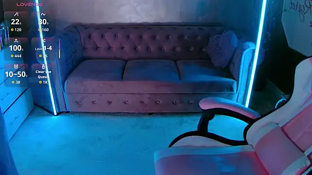 evanew  online show from 10.28.25