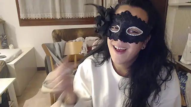 Snapshot of LasolitaAuri chatting on 03.02.25 LasolitaAuri online show from 03.02.25