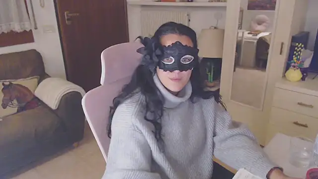 Snapshot of LasolitaAuri chatting on 03.05.25 LasolitaAuri online show from 03.05.25