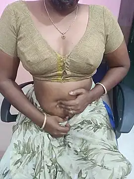 Snapshot of Tamil_roja69 chatting on 06.14.26 Tamil roja69 online show from 06.14.26