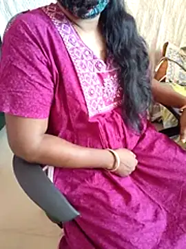 Snapshot of Tamil_roja69 chatting on 06.25.26 Tamil roja69 online show from 06.25.26