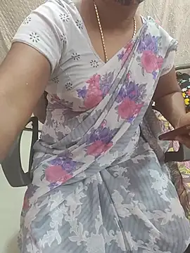 Snapshot of Tamil_roja69 chatting on 07.15.26 Tamil roja69 online show from 07.15.26