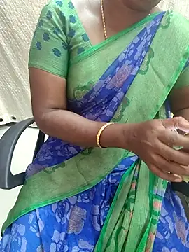 Snapshot of Tamil_roja69 chatting on 07.18.26 Tamil roja69 online show from 07.18.26