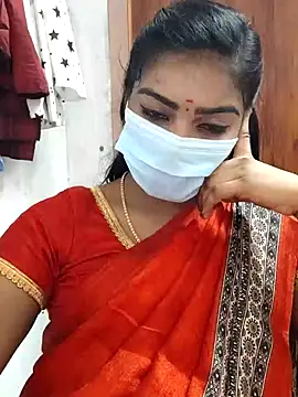 Snapshot of meena_27 chatting on 02.27.25 meena 27 online show from 02.27.25