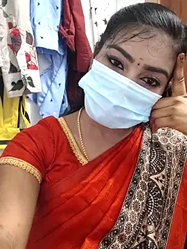 Snapshot of meena_27 chatting on 02.27.25 meena 27 online show from 02.27.25