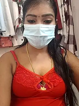 Snapshot of meena_27 chatting on 02.28.25 meena 27 online show from 02.28.25