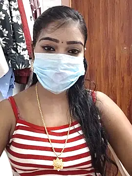 Snapshot of meena_27 chatting on 03.08.25 meena 27 online show from 03.08.25