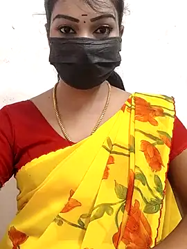 Snapshot of meena_27 chatting on 10.03.25 meena 27 online show from 10.03.25