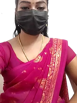 Snapshot of meena_27 chatting on 10.22.25 meena 27 online show from 10.22.25