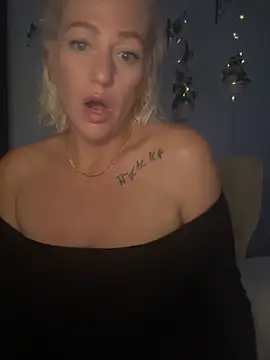 AlessasRoom online show from 09.25.25