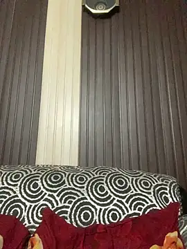 Snapshot of indihotguy chatting on 01.11.25 indihotguy online show from 01.11.25