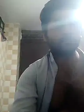 Snapshot of indihotguy chatting on 01.12.25 indihotguy online show from 01.12.25