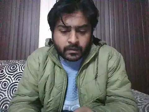 Snapshot of indihotguy chatting on 01.15.25 indihotguy online show from 01.15.25