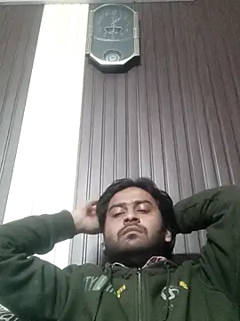 Snapshot of indihotguy chatting on 02.22.25 indihotguy online show from 02.22.25