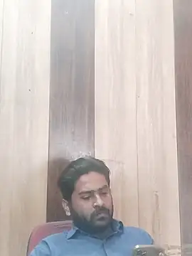 Snapshot of indihotguy chatting on 03.13.25 indihotguy online show from 03.13.25