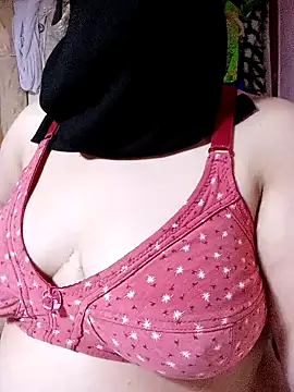 Snapshot of Botina-68 chatting on 01.10.25 Botina-68 online show from 01.10.25