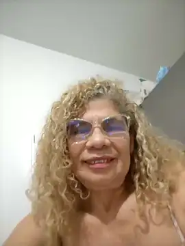 Snapshot of indiraa-channell chatting on 02.22.25 indiraa-channell online show from 02.22.25