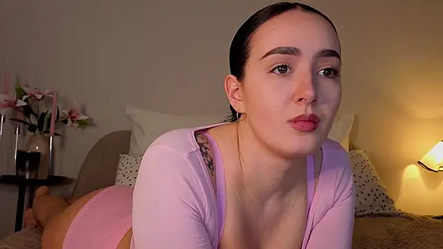 KimKhallifa online show from 03.09.26