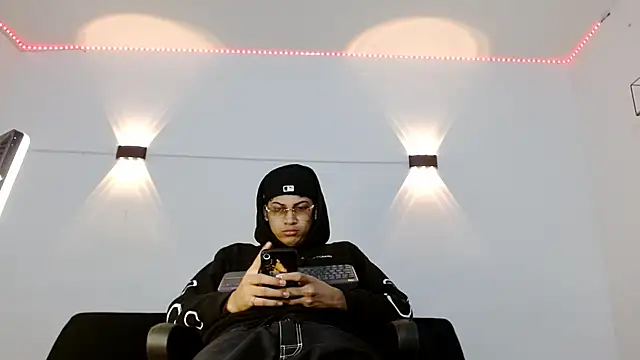 Br4ndxpimm online show from 10.25.25