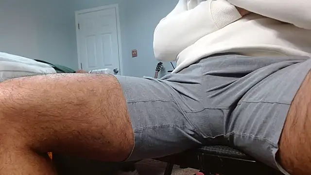 MrLatinKing online show from 01.04.25