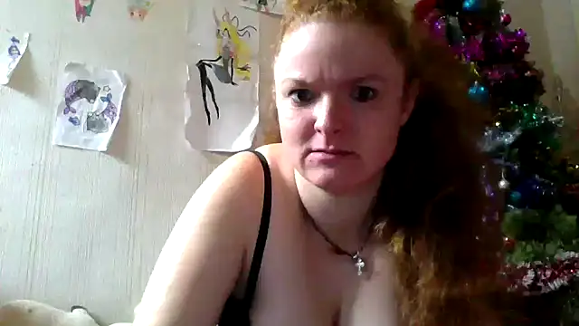 Snapshot of Rae_Jeannie chatting on 12.22.25 Rae Jeannie online show from 12.22.25